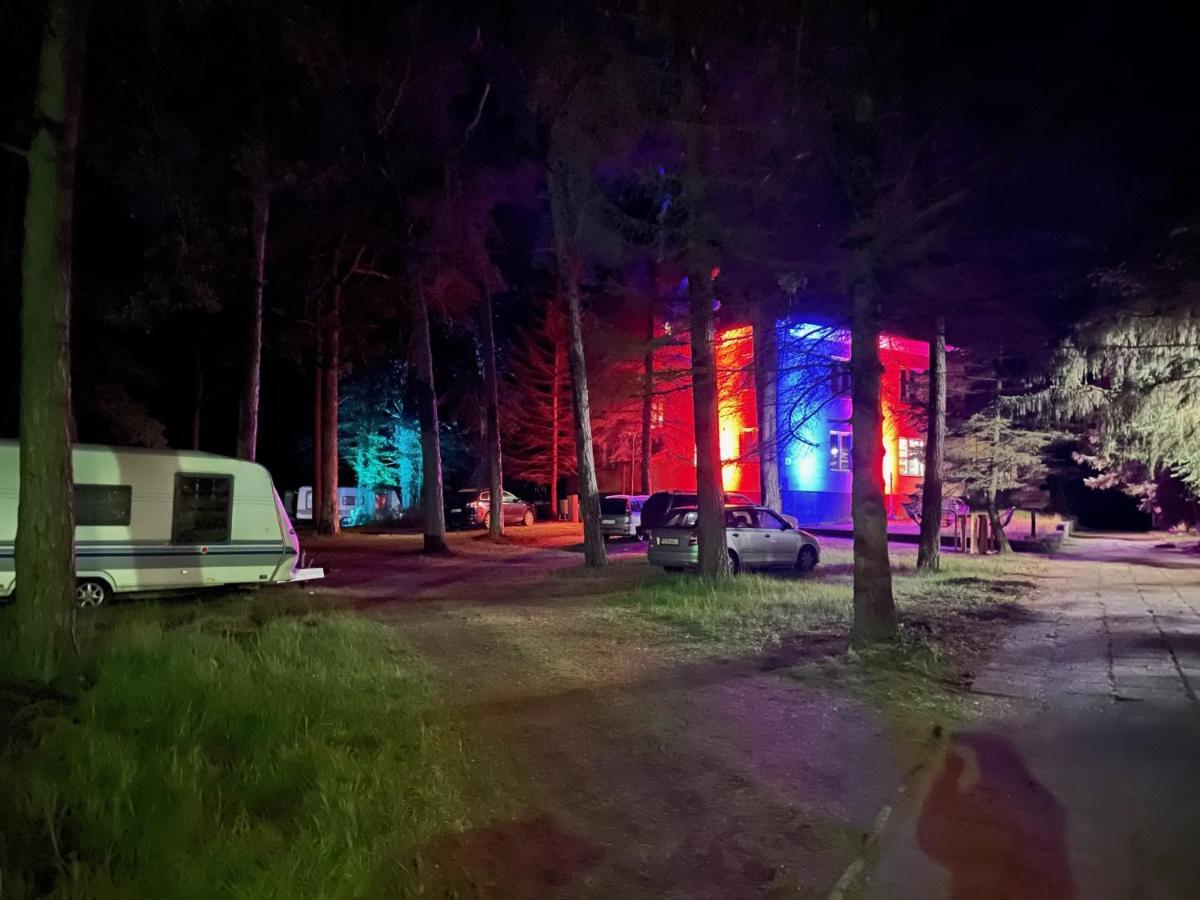 Przyczepy Kempingowe - Osrodek Na Klifie Village - Helska 11 Campsite *